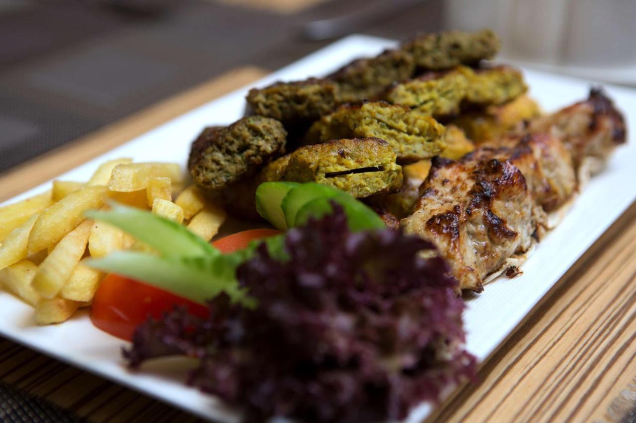 فندق بست وسترن بلس بيرل كريك دبي